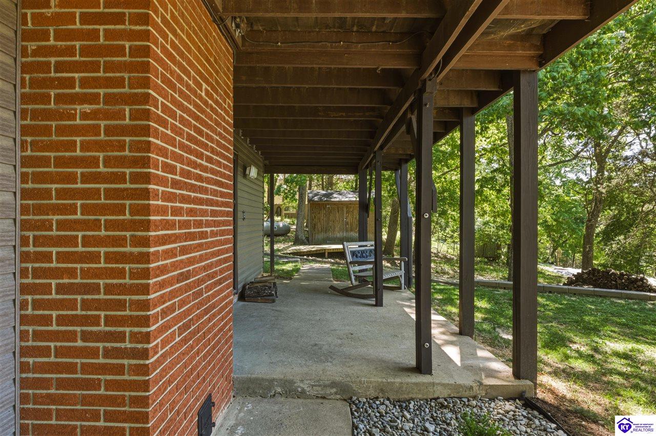 73 Hawthorne Court Property Photo 35