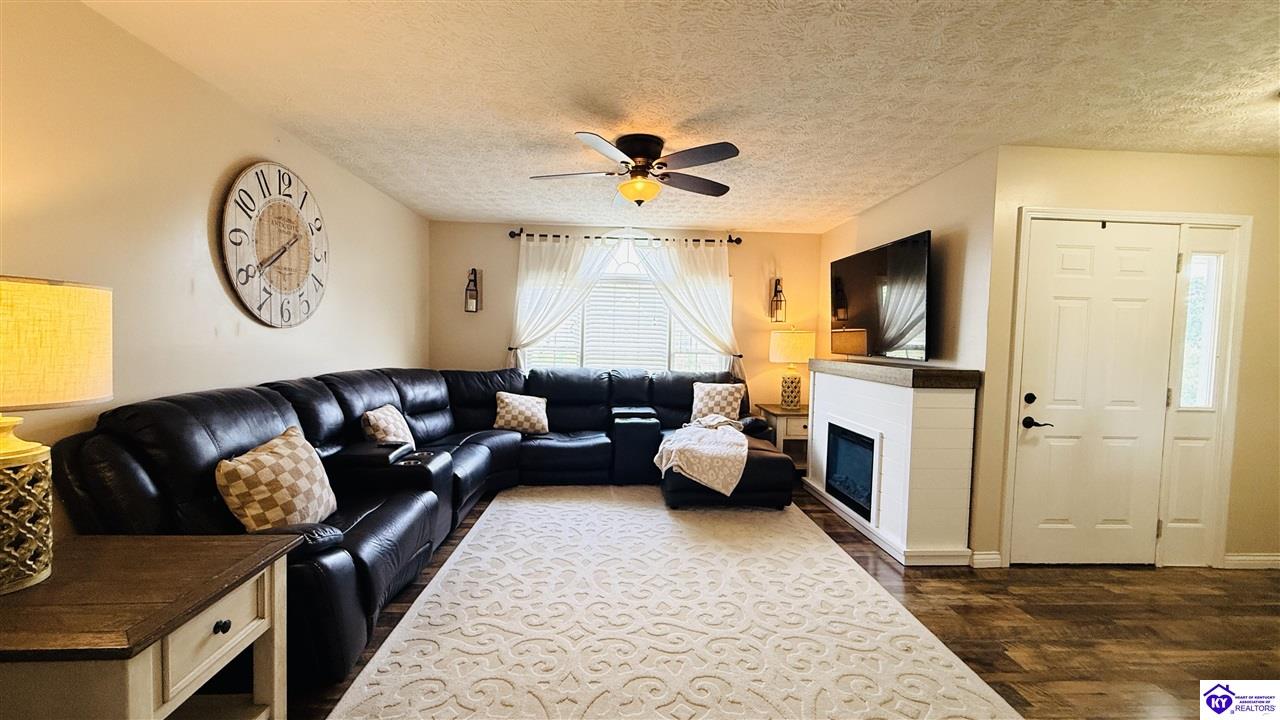 76 Chapel Cove Property Photo 18
