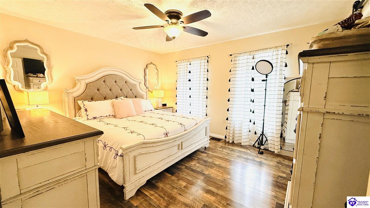 76 Chapel Cove Property Photo 32