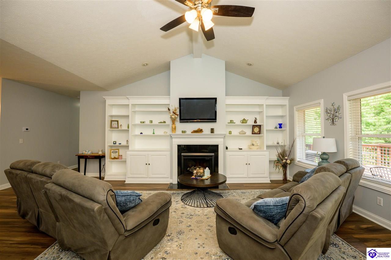 330 Stonebriar Drive Property Photo 30