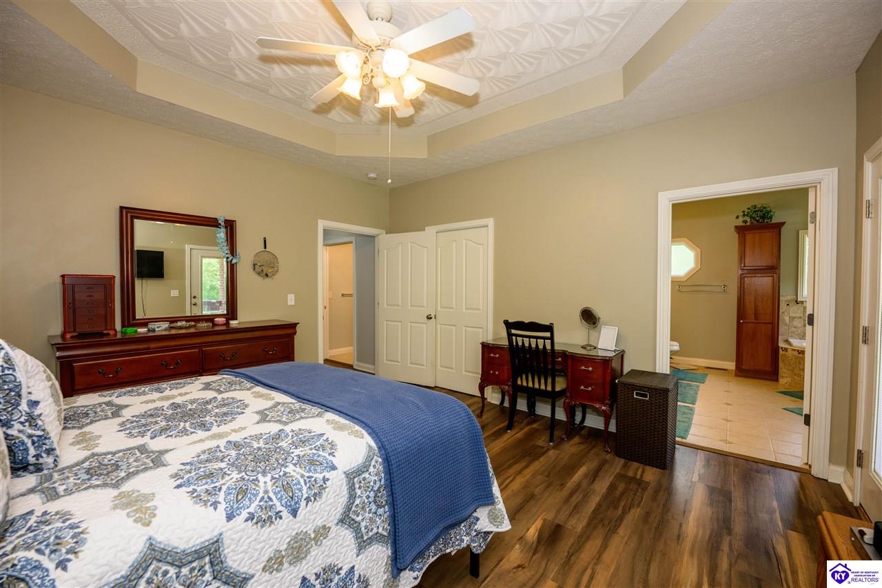 330 Stonebriar Drive Property Photo 48