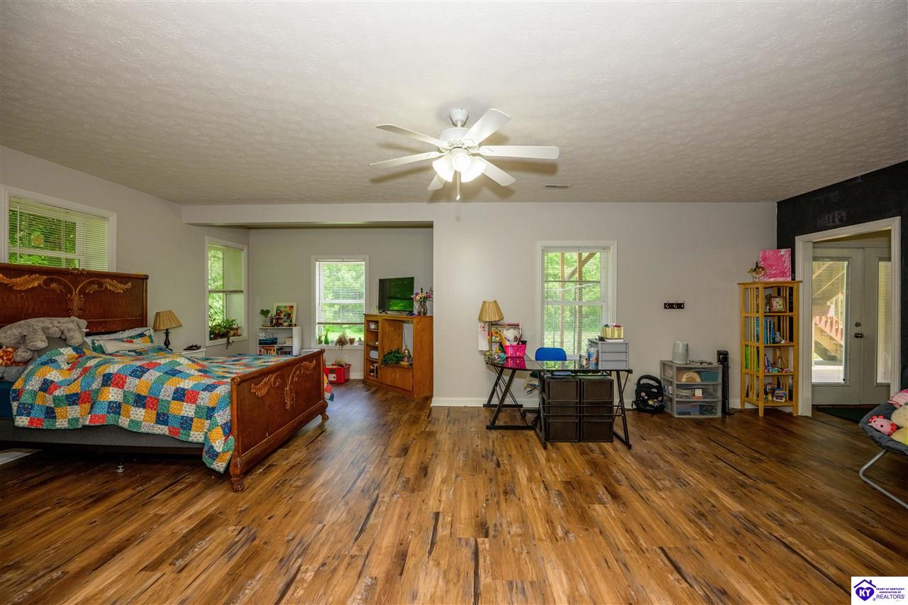 330 Stonebriar Drive Property Photo 64