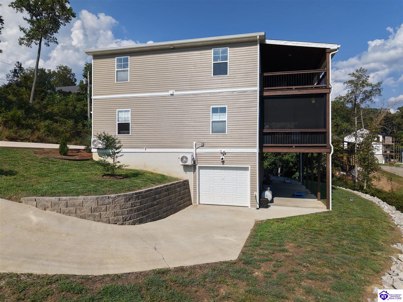 50 Clees Ln Property Photo 43