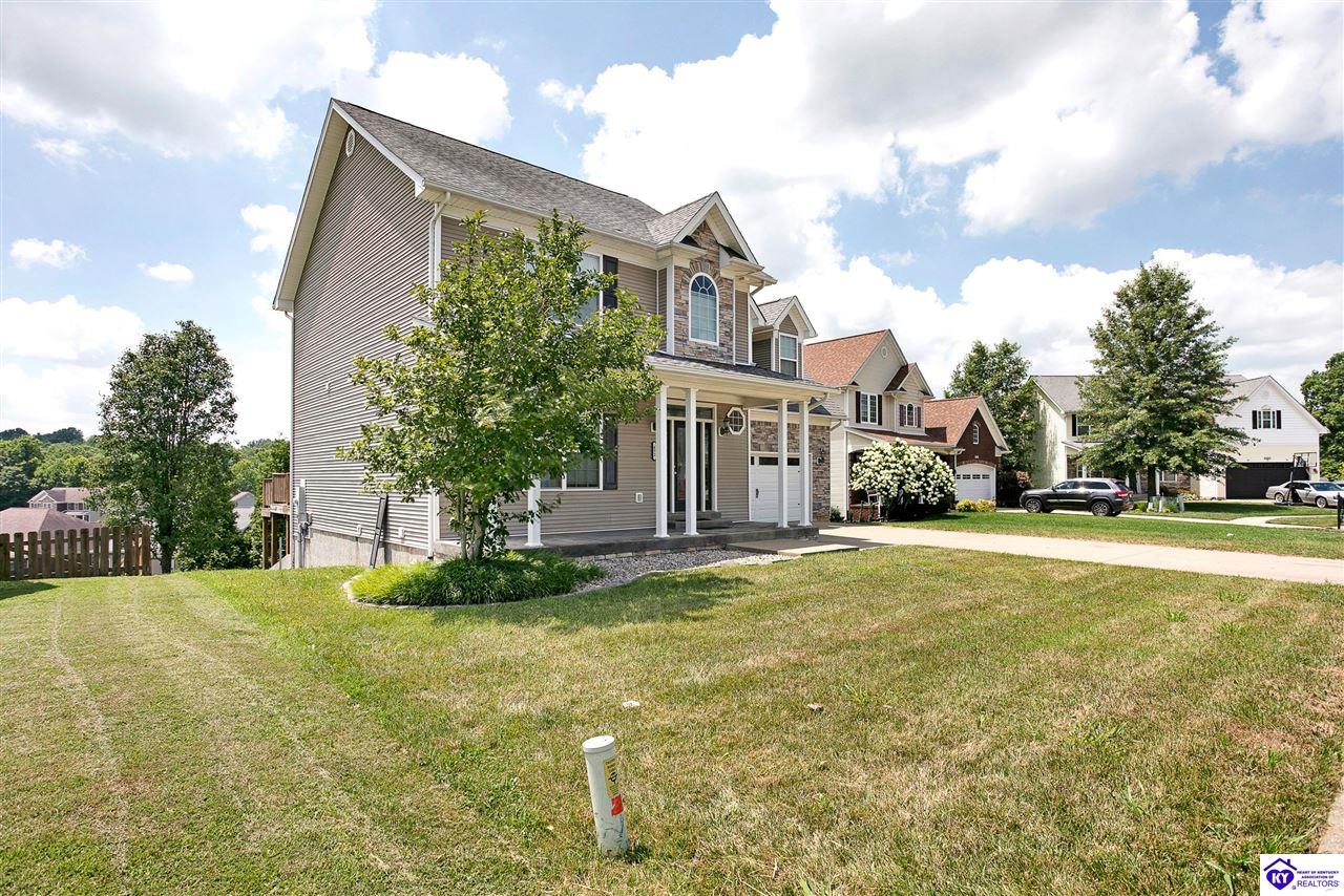672 Wind Brook Drive Property Photo 3