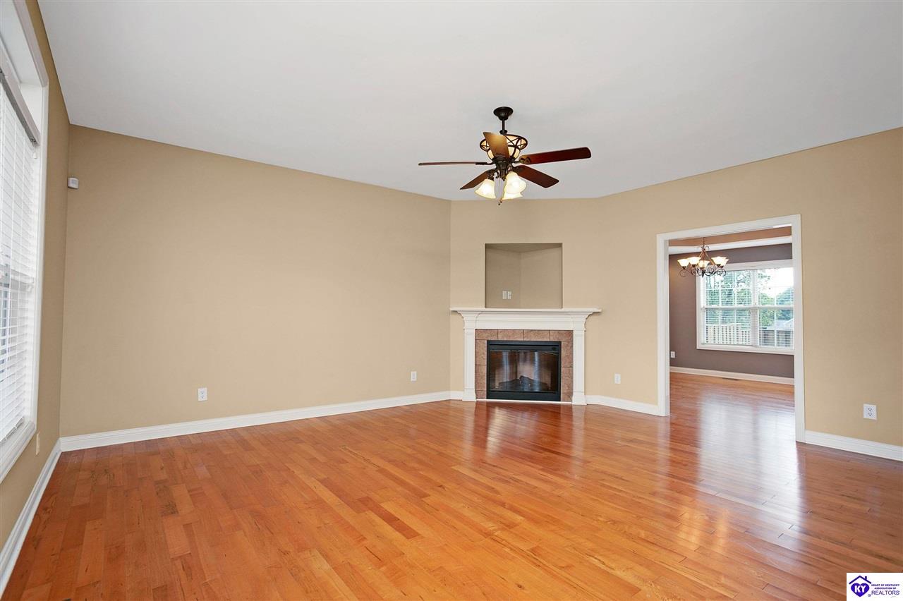672 Wind Brook Drive Property Photo 7