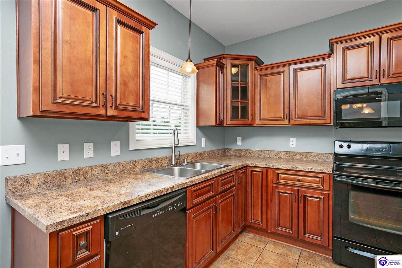 672 Wind Brook Drive Property Photo 10