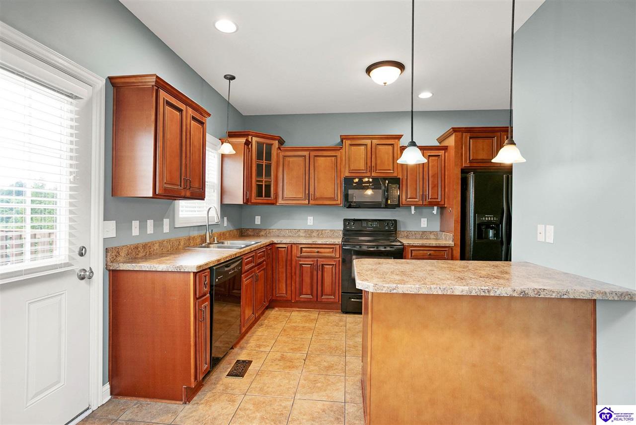 672 Wind Brook Drive Property Photo 11