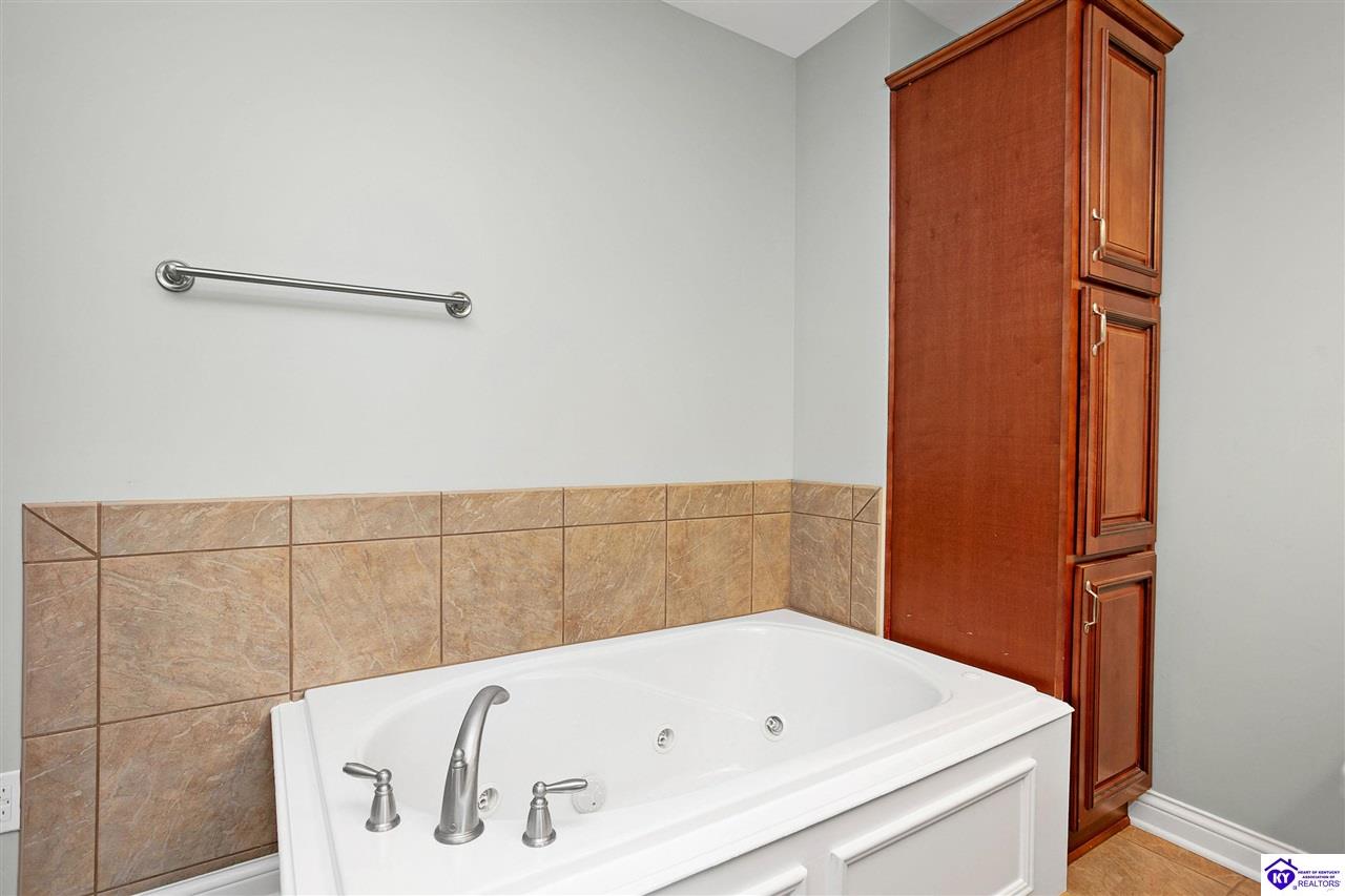 672 Wind Brook Drive Property Photo 21