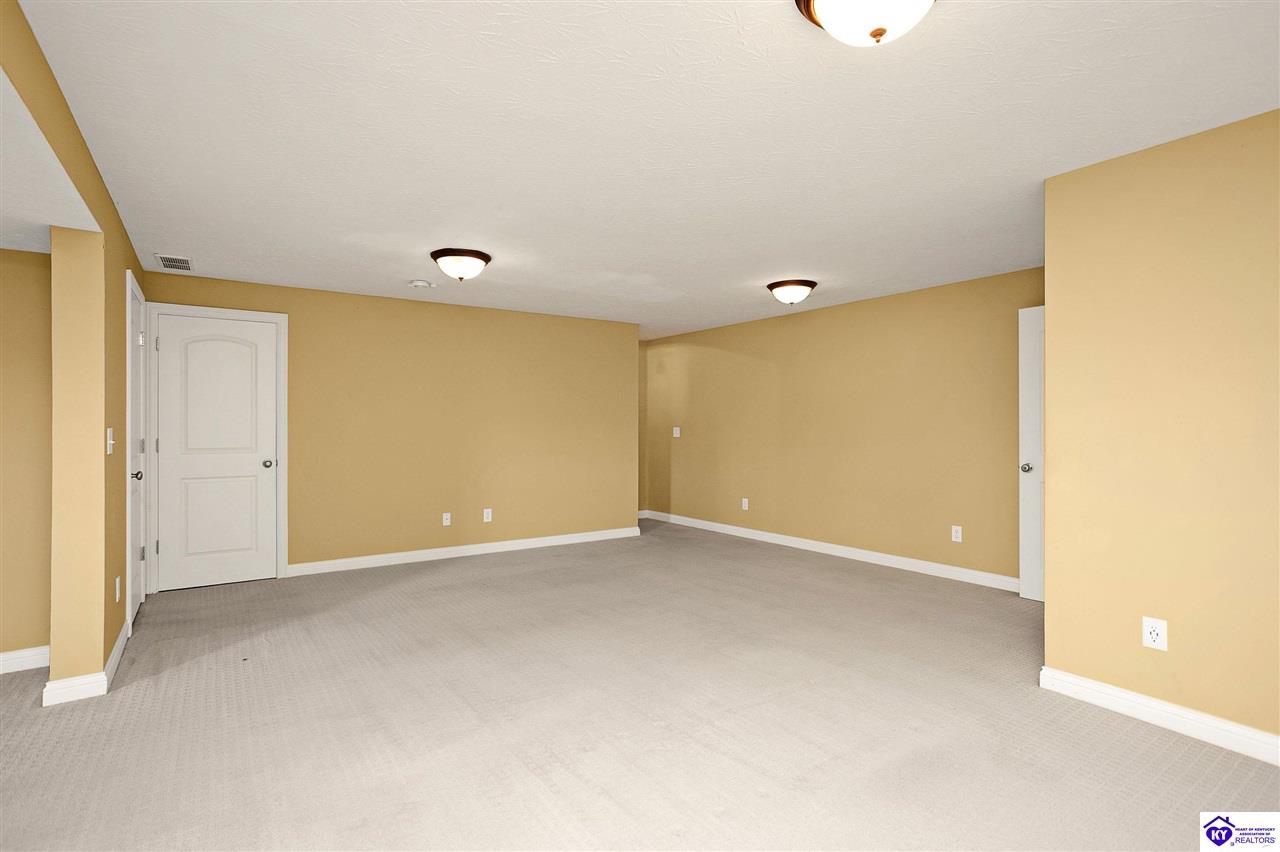 672 Wind Brook Drive Property Photo 31