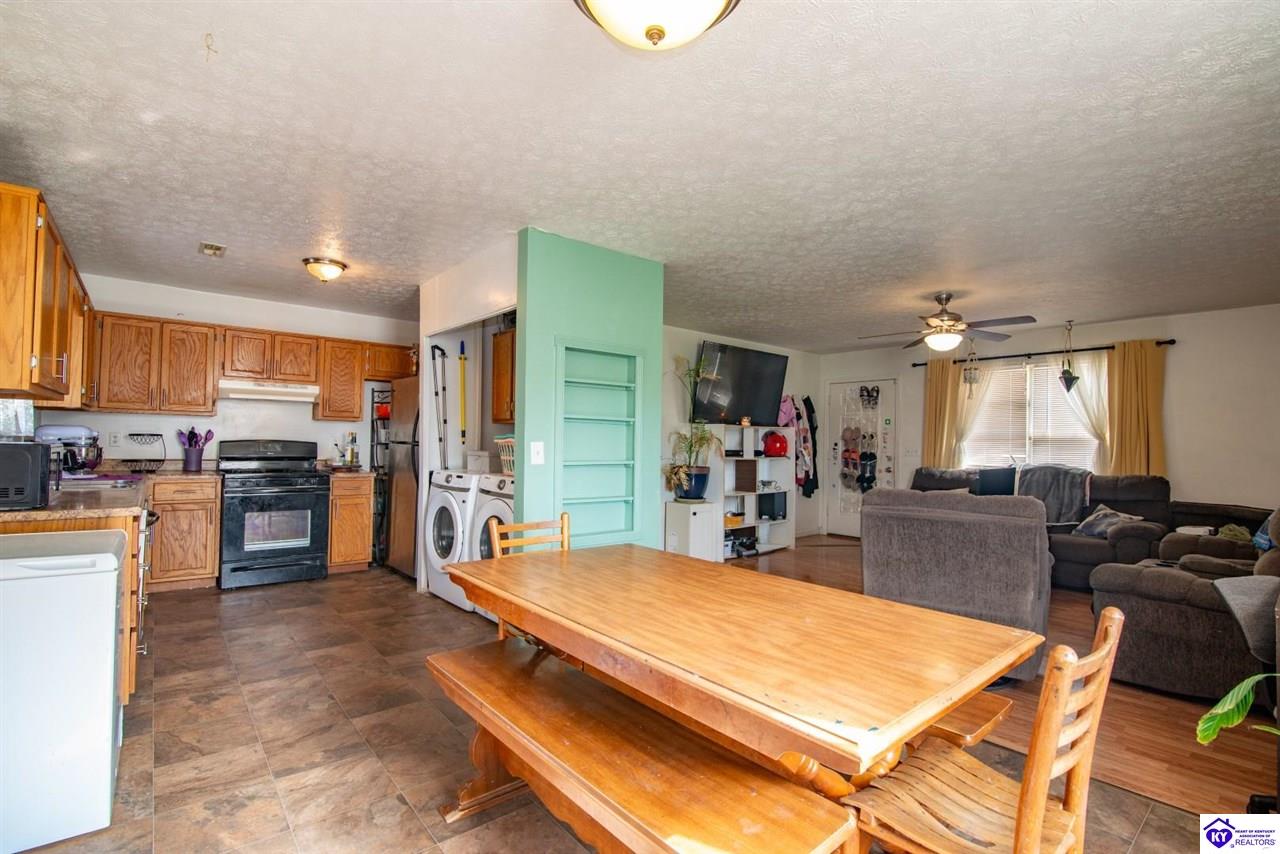609 Moore Drive Property Photo 15