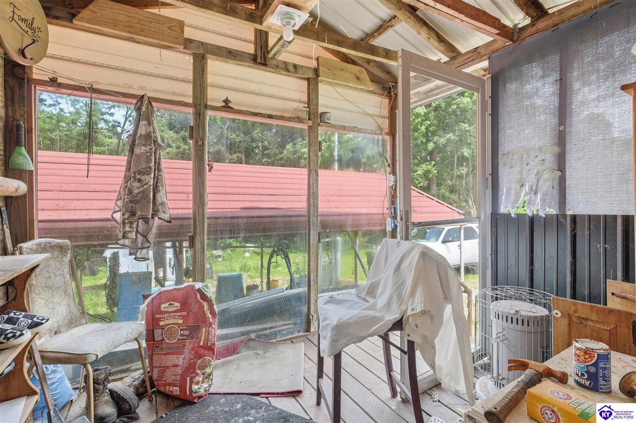 2519 East Highway 86 Property Photo 19