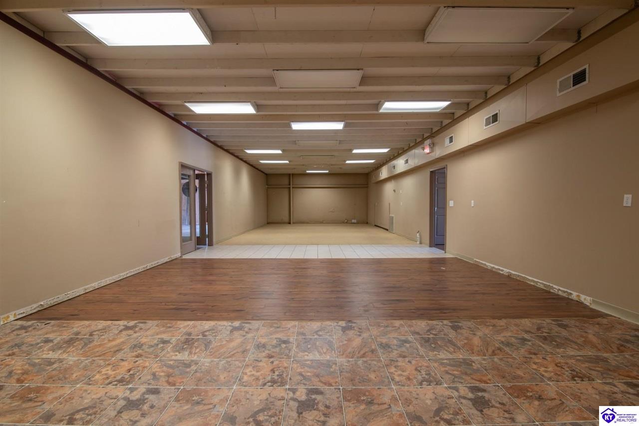 1031 Lawrence Street Property Photo 8
