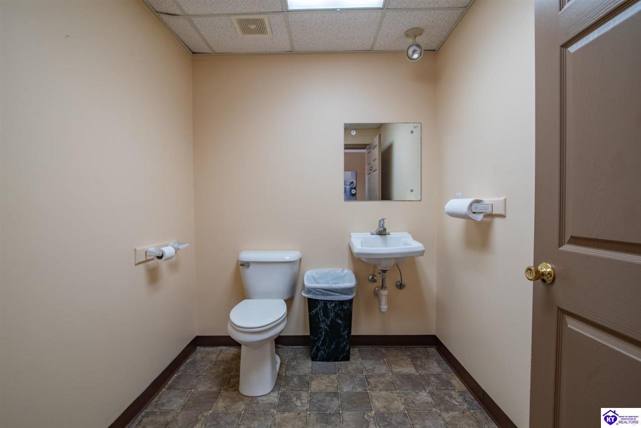 1031 Lawrence Street Property Photo 13