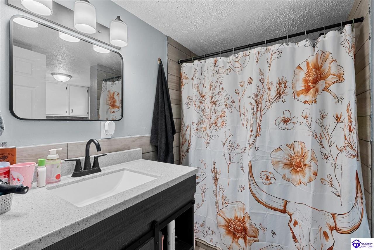 2088 Pine Ridge Road Property Photo 13