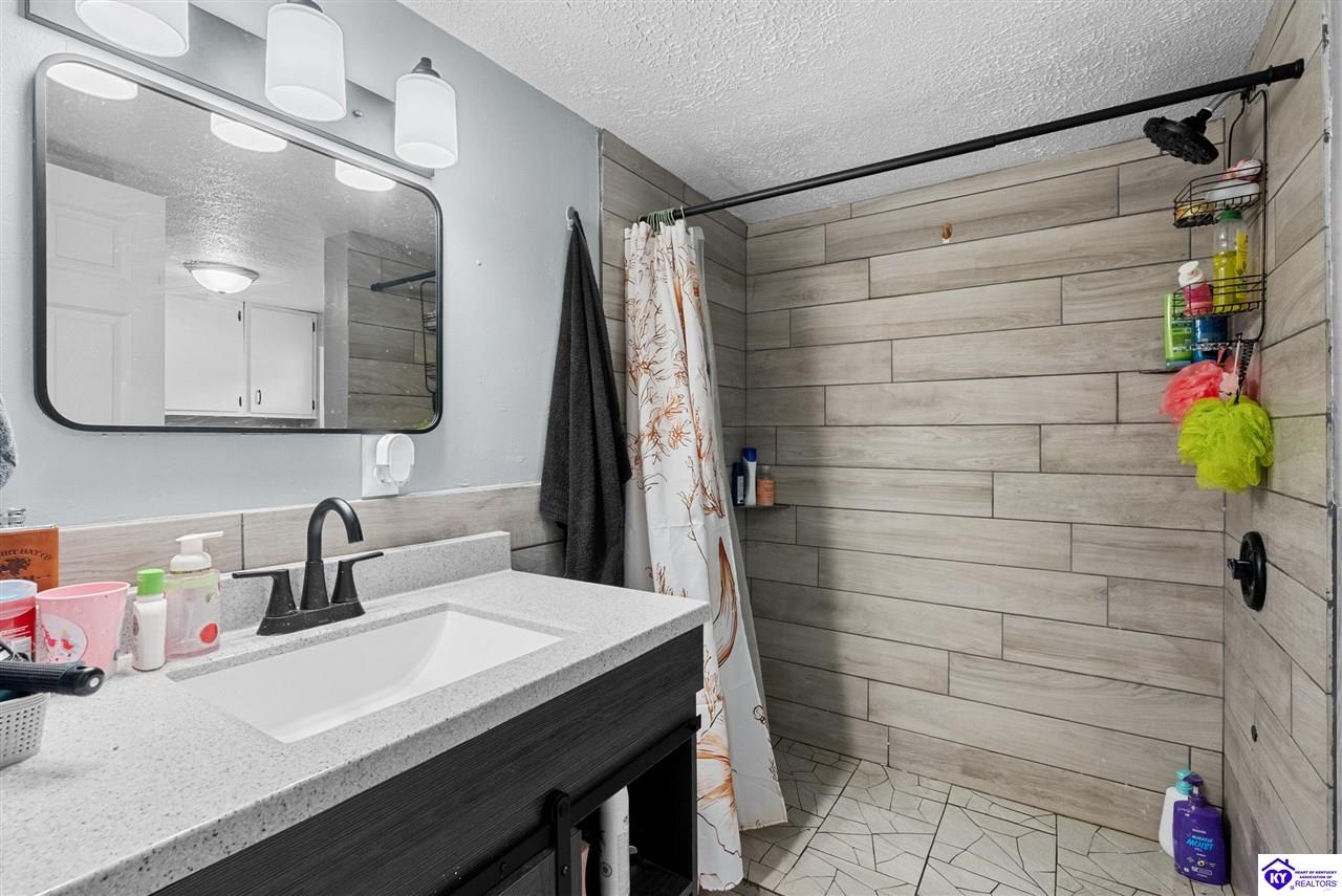 2088 Pine Ridge Road Property Photo 14