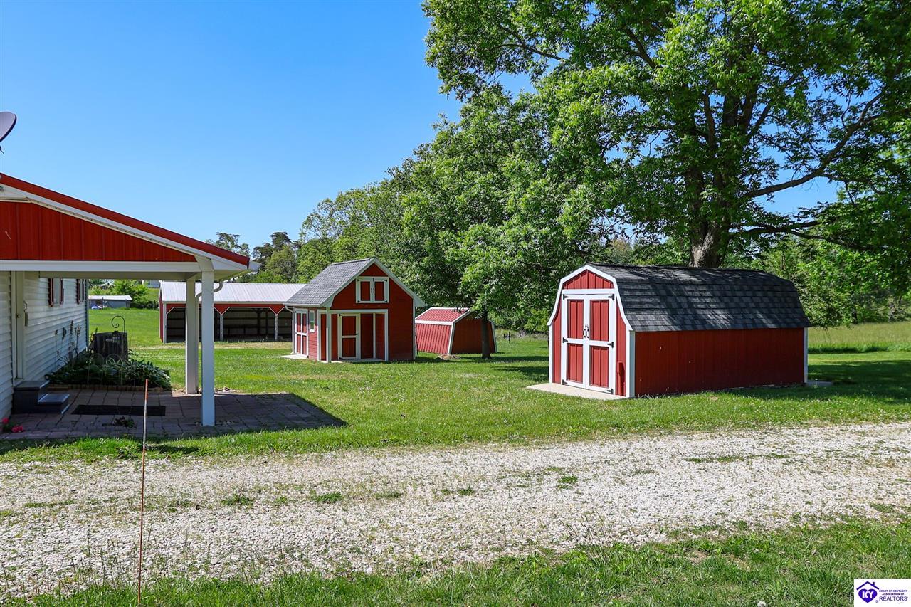2811 Slack Road Property Photo 4