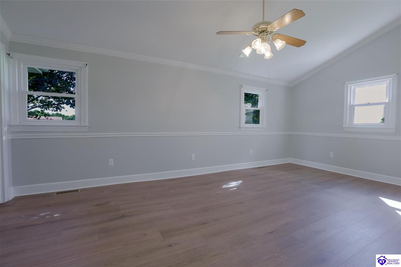 2811 Slack Road Property Photo 13