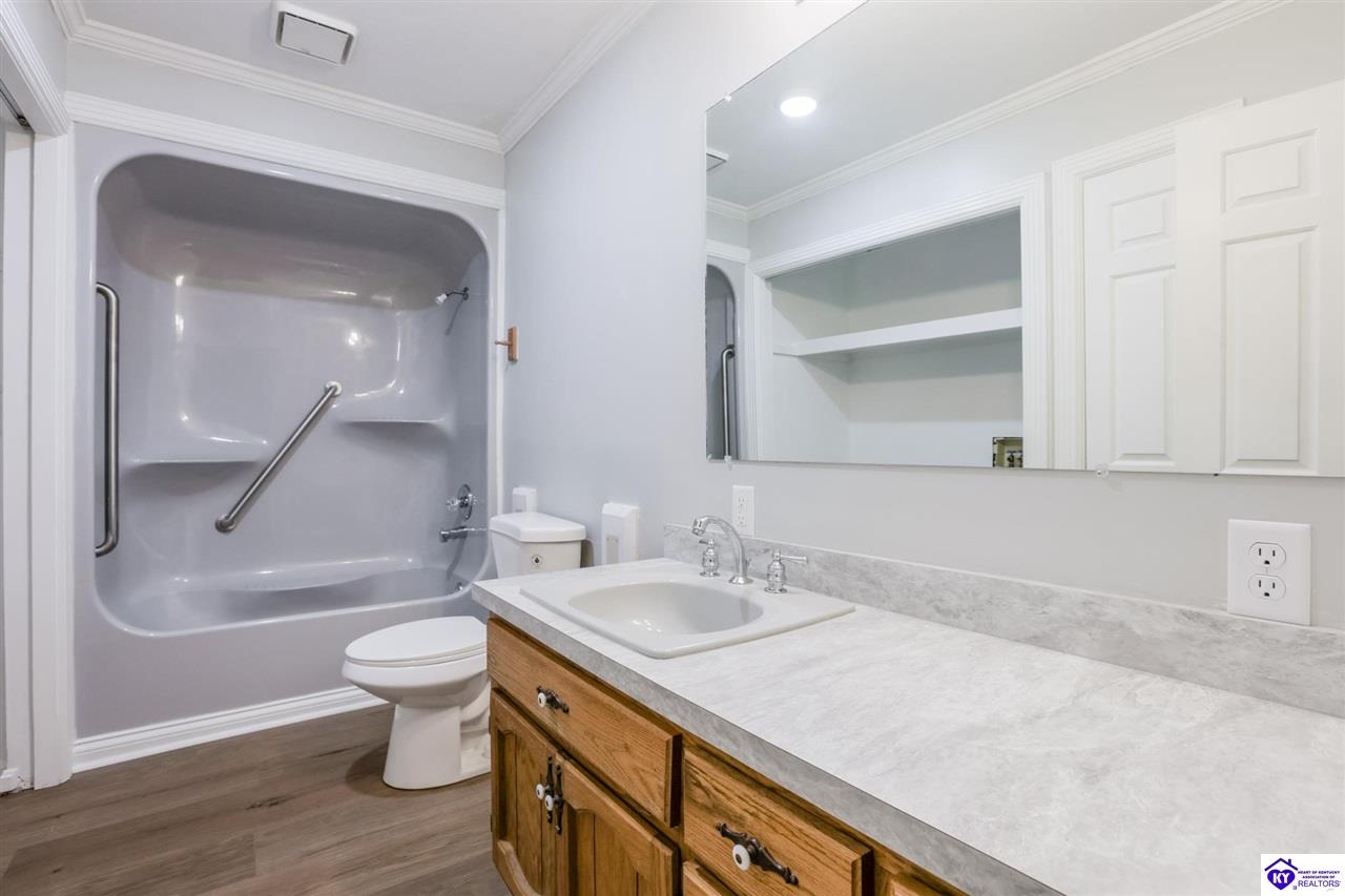 2811 Slack Road Property Photo 15