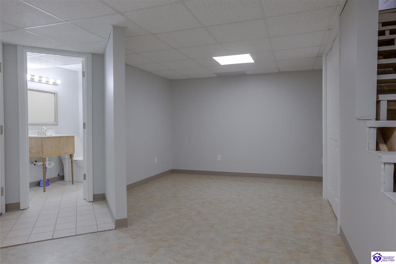 2811 Slack Road Property Photo 18