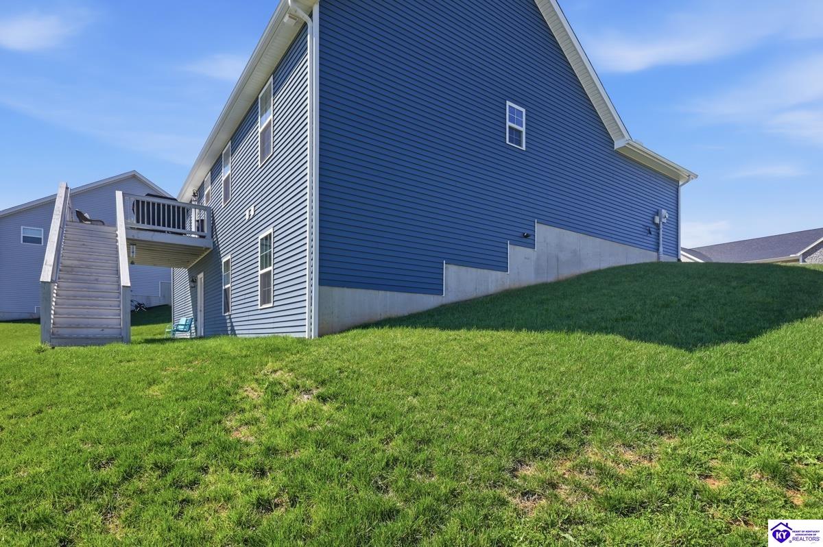 421 Turnberry Court Property Photo 25