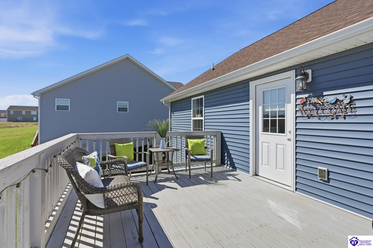 421 Turnberry Court Property Photo 27