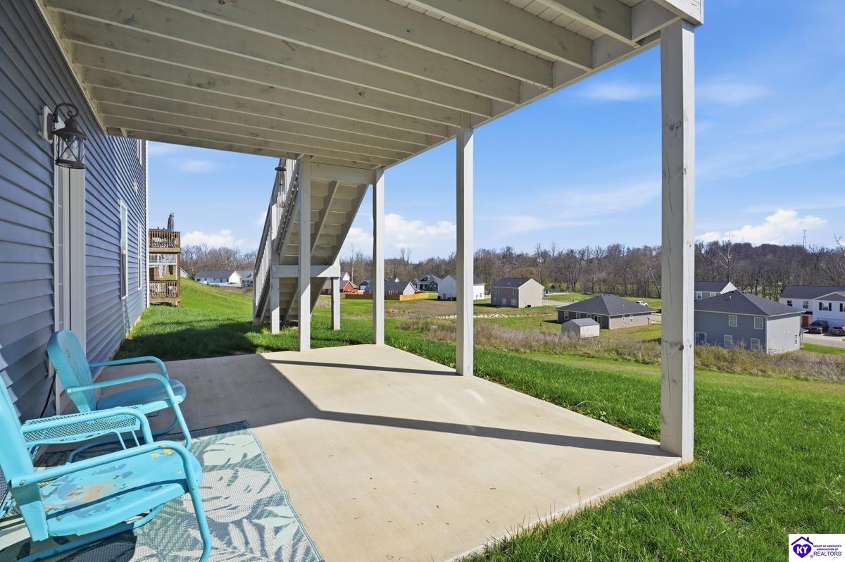 421 Turnberry Court Property Photo 28