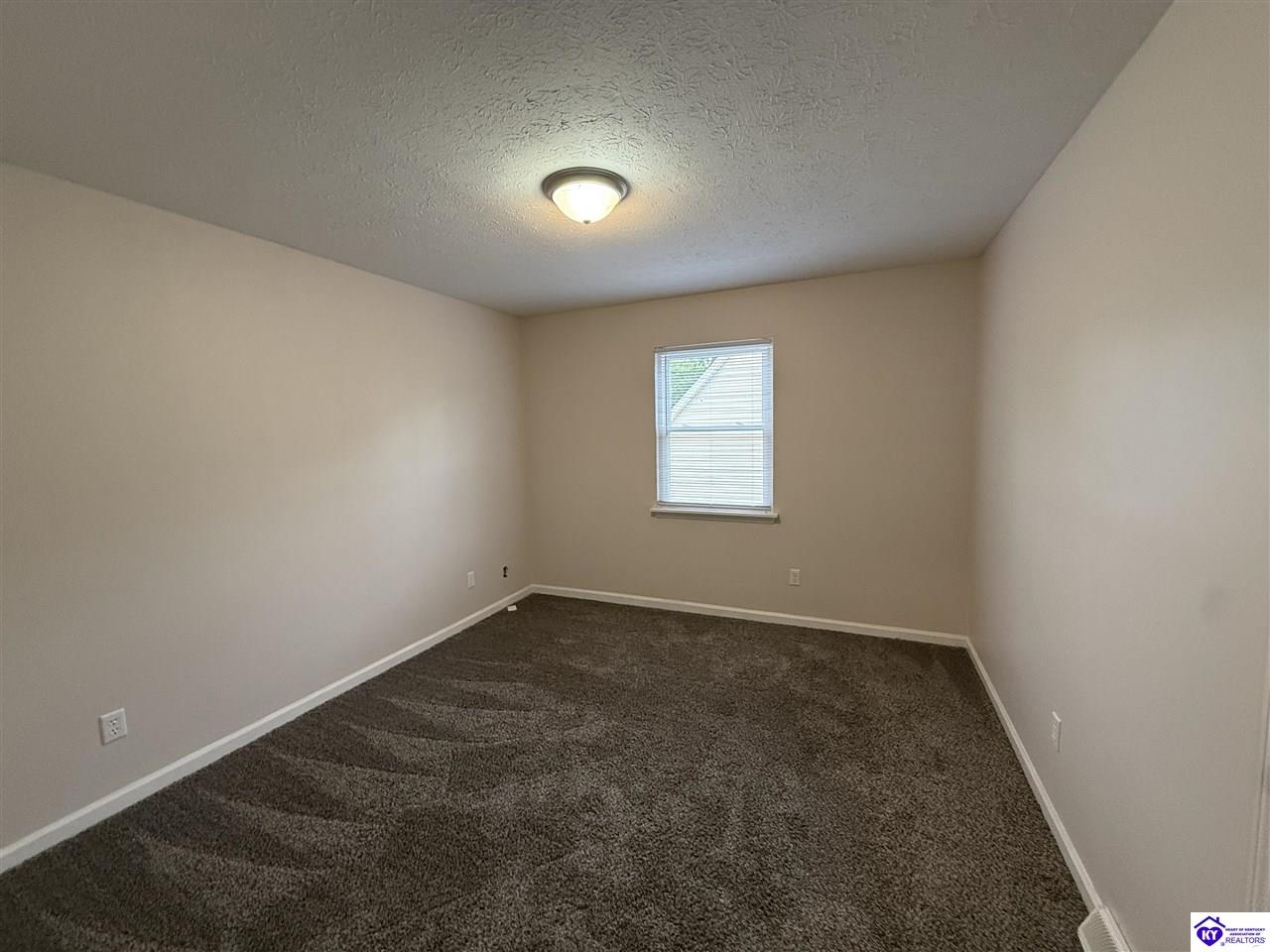 2574 Vonoa Drive Property Photo 10