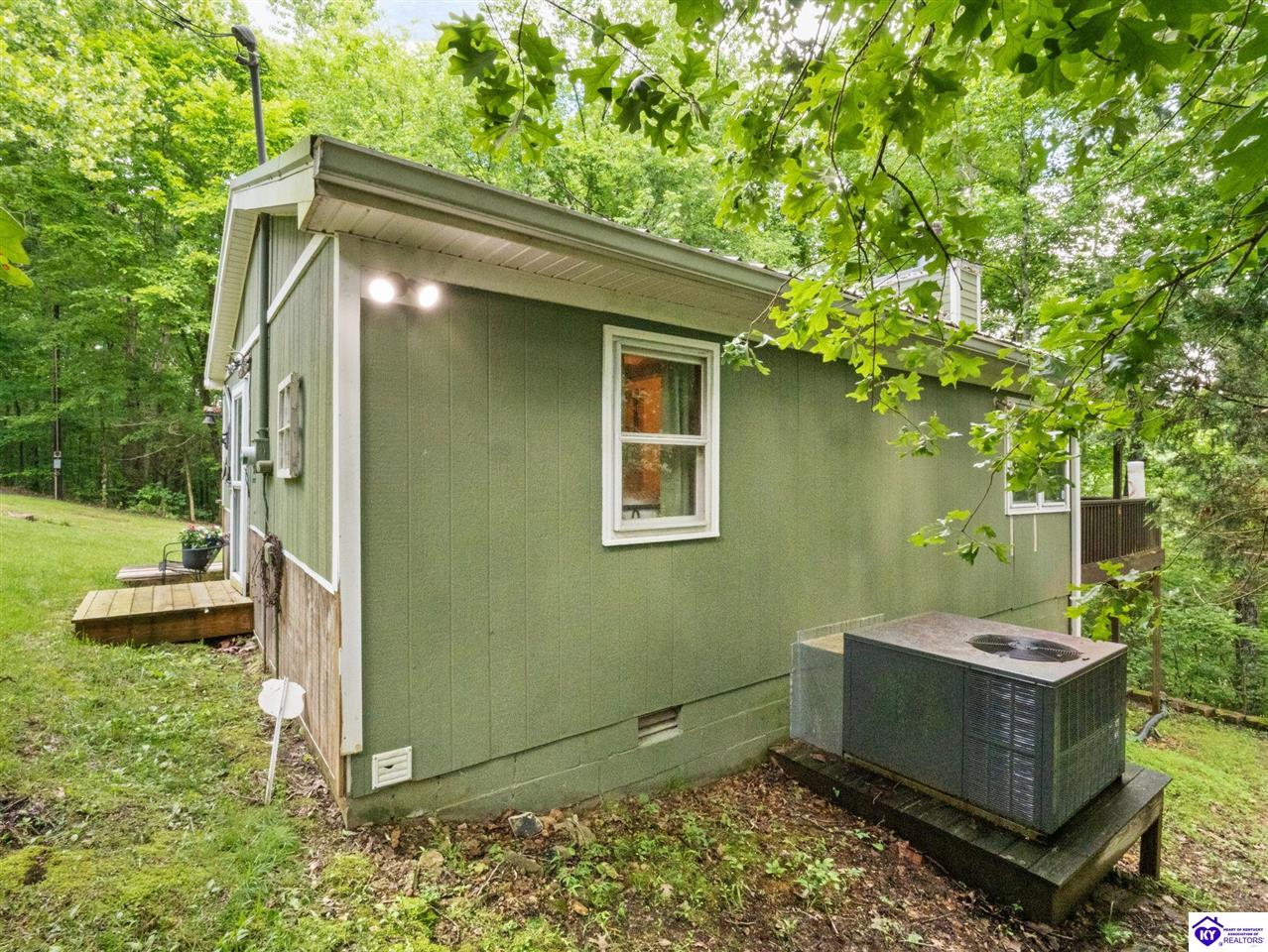 101 Hilltop Lane Property Photo 30