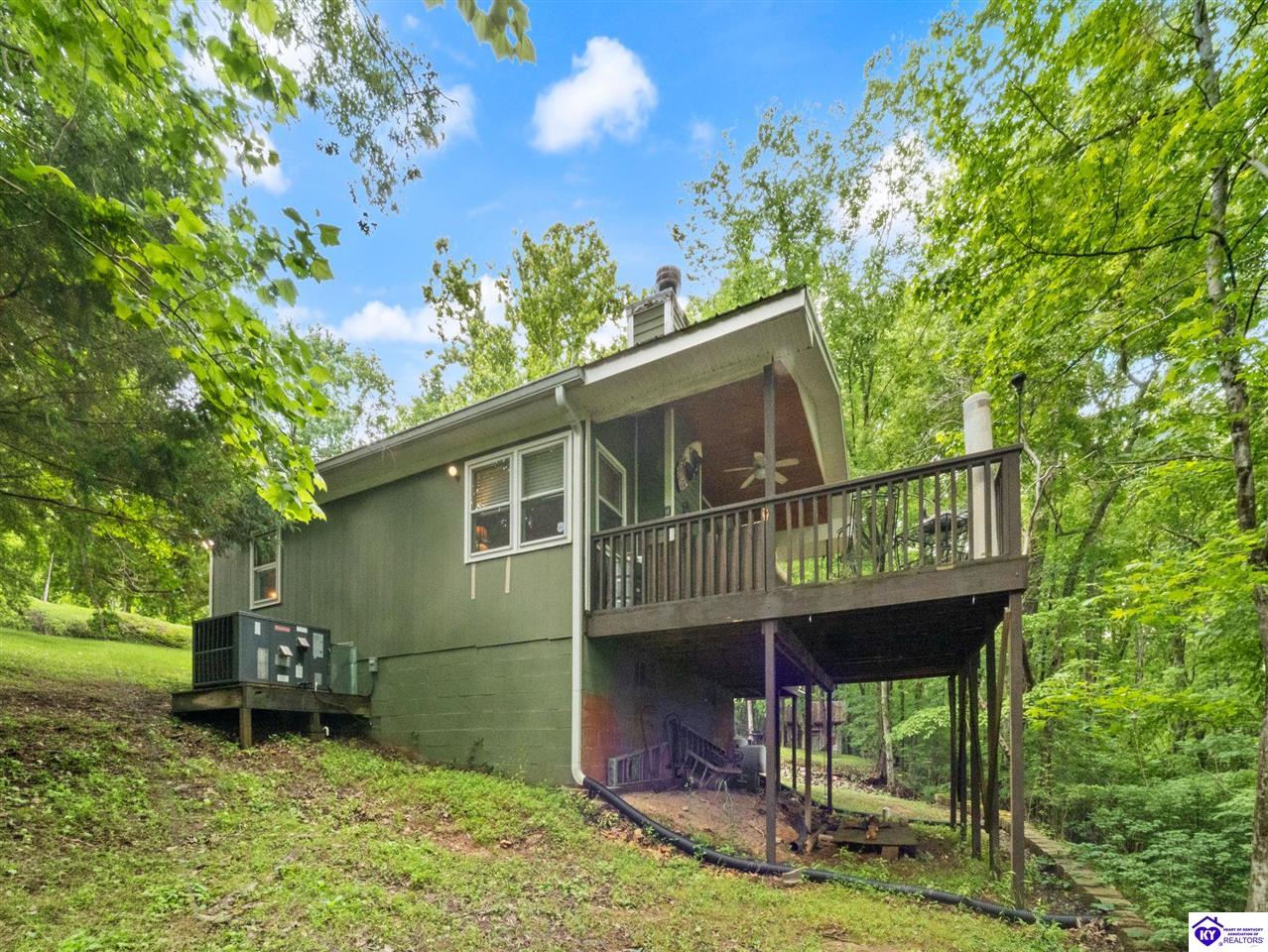 101 Hilltop Lane Property Photo 32