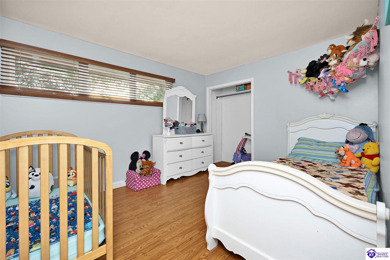 100 Bedford Court Property Photo 12