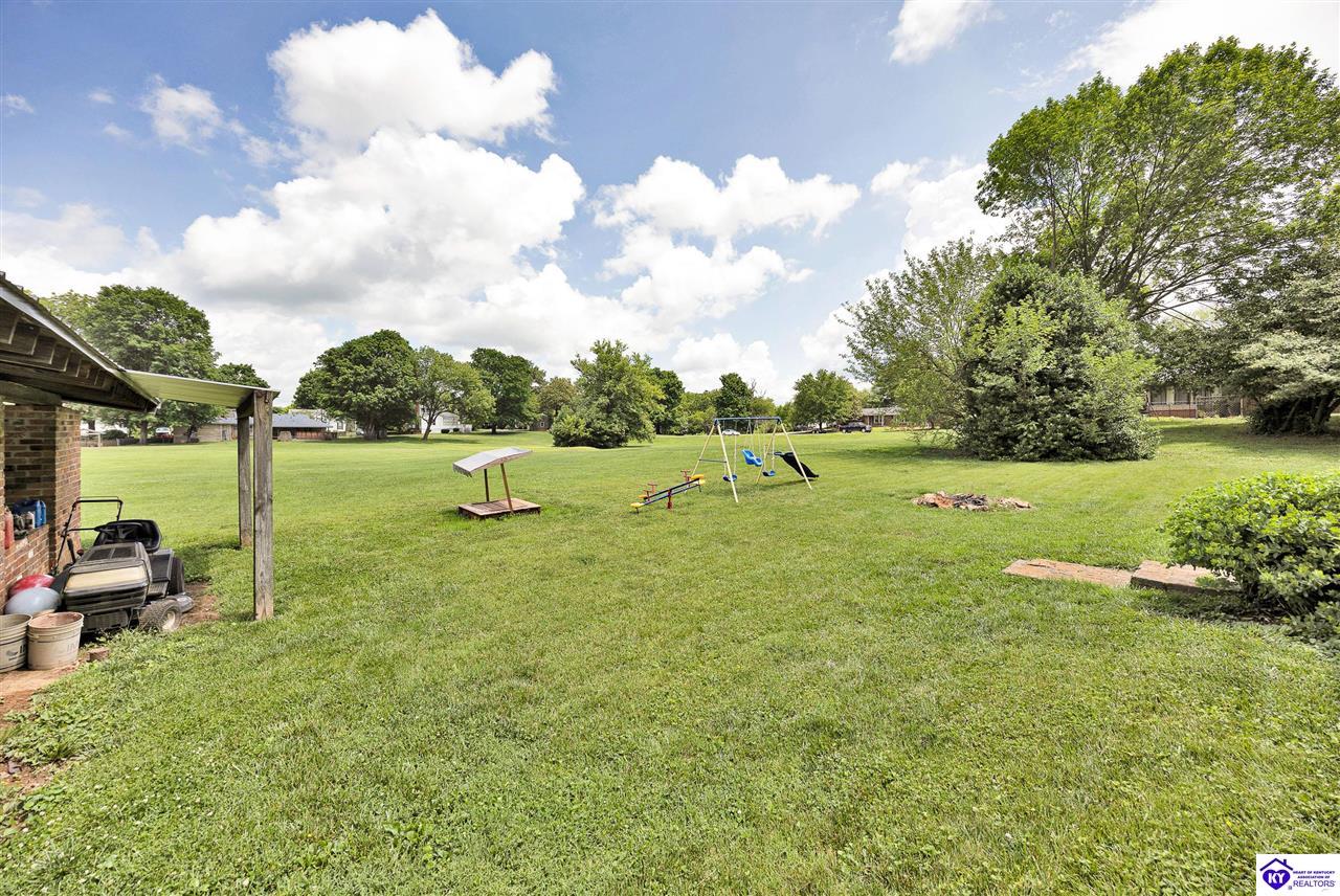 100 Bedford Court Property Photo 26