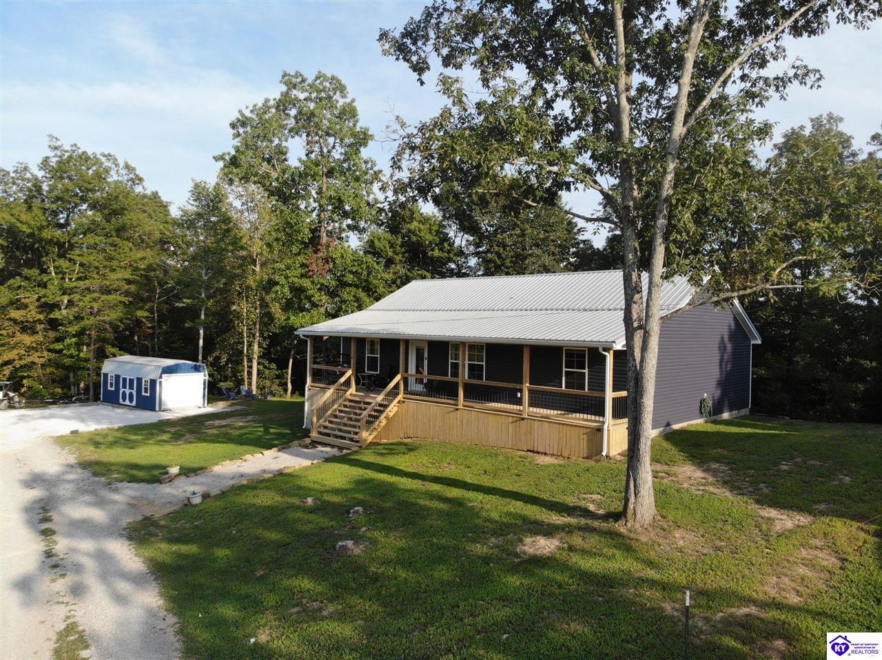 123 Clees Point Road Property Photo 3