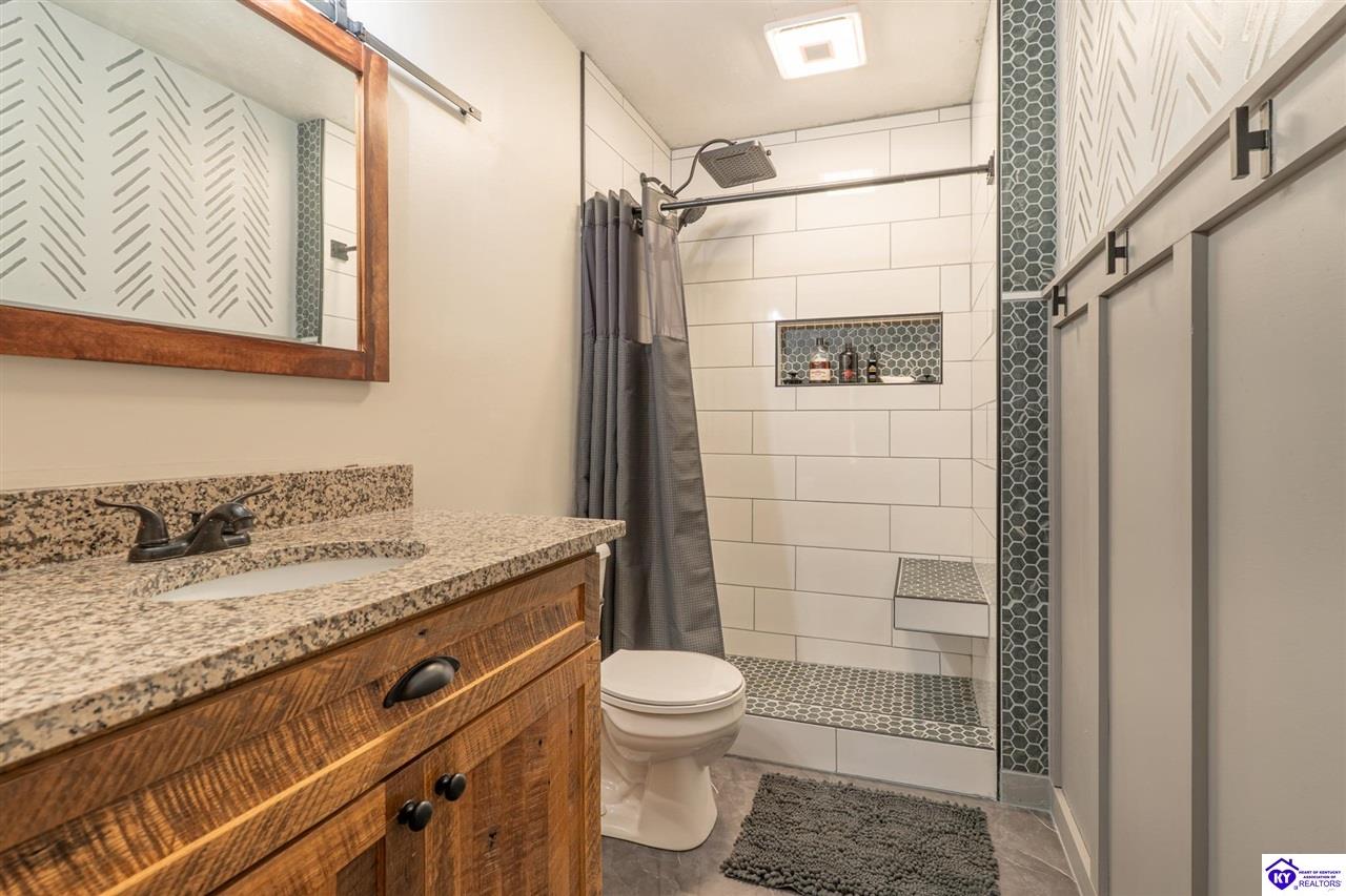123 Clees Point Road Property Photo 31