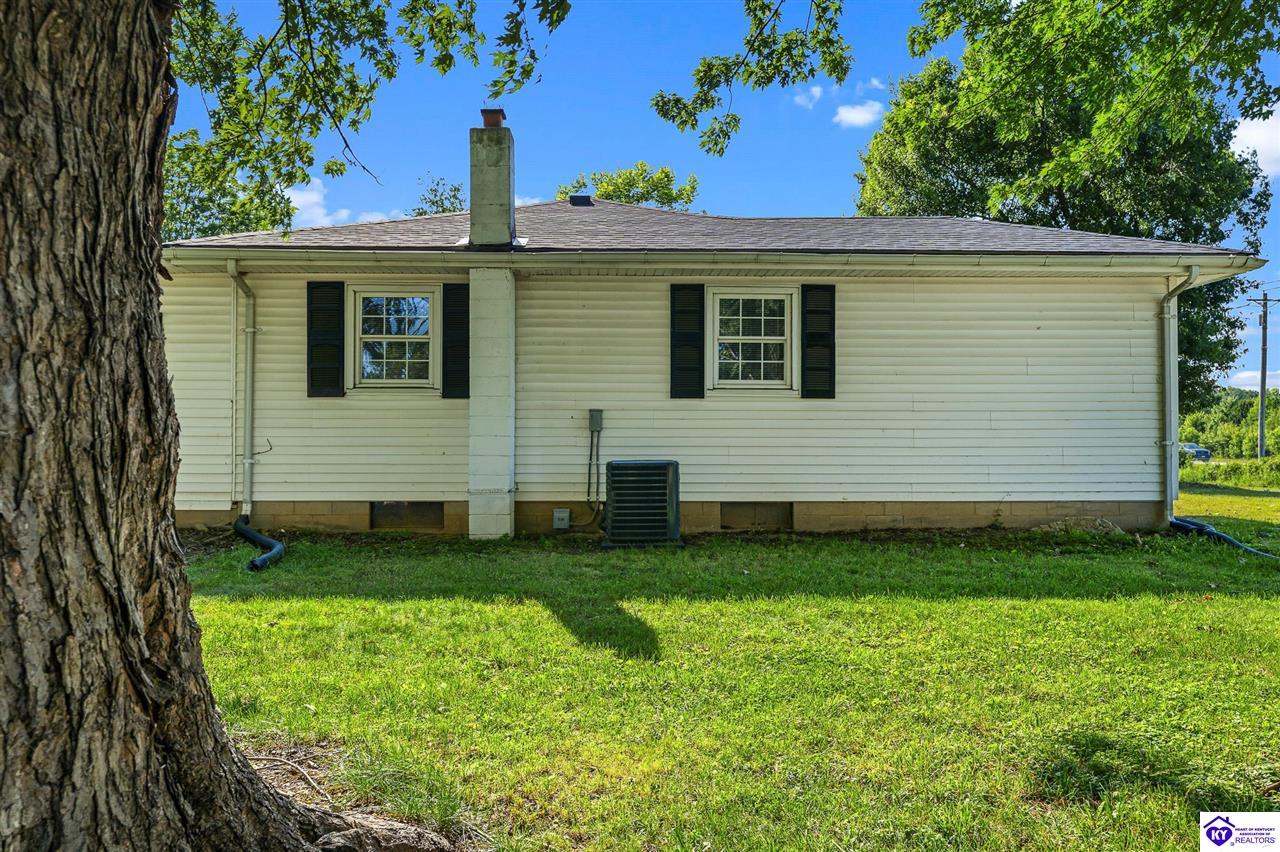 5135 Flaherty Road Property Photo 6