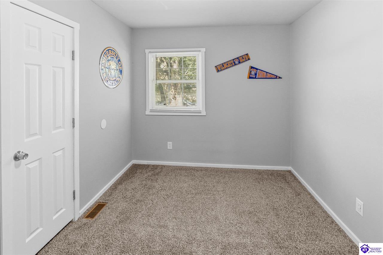 5135 Flaherty Road Property Photo 32