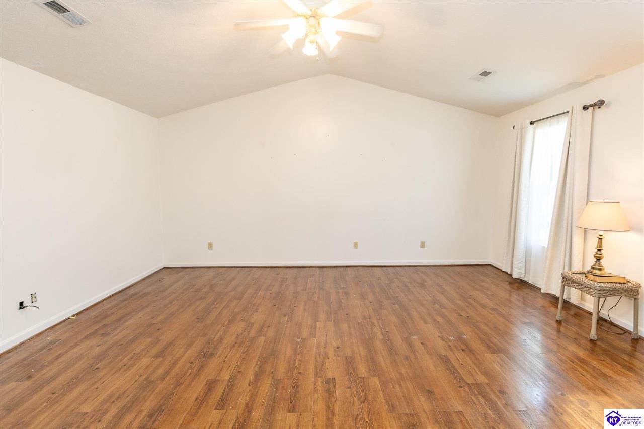 1312 Rocky Loop Property Photo 3