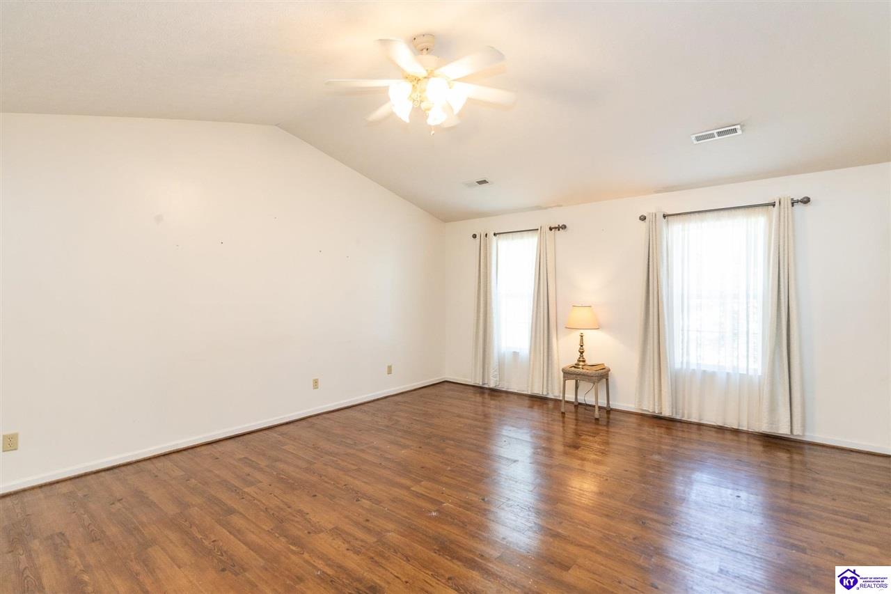 1312 Rocky Loop Property Photo 4