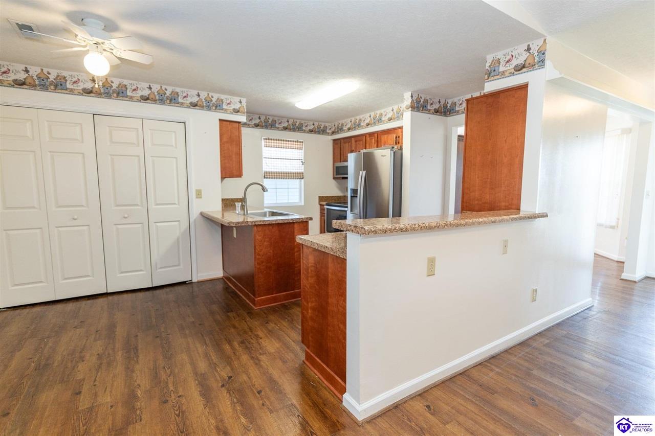 1312 Rocky Loop Property Photo 9