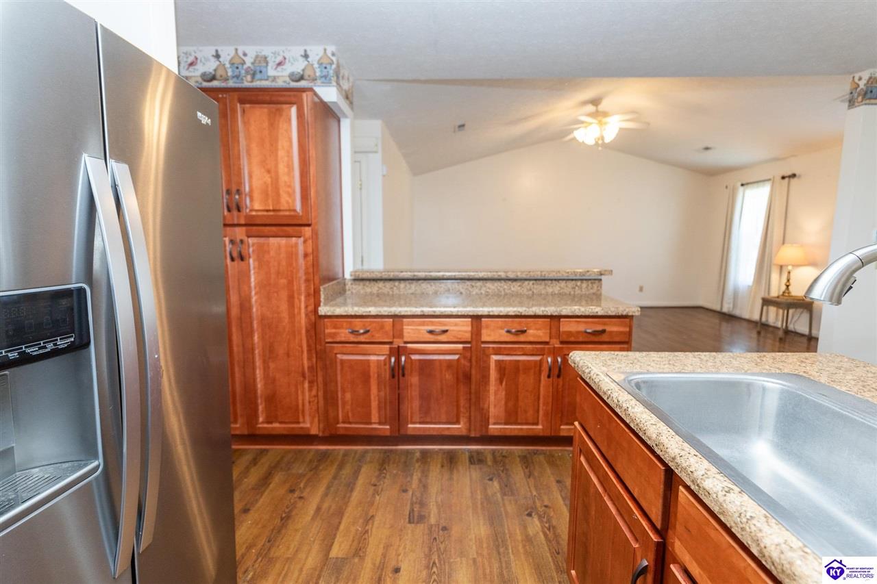 1312 Rocky Loop Property Photo 10