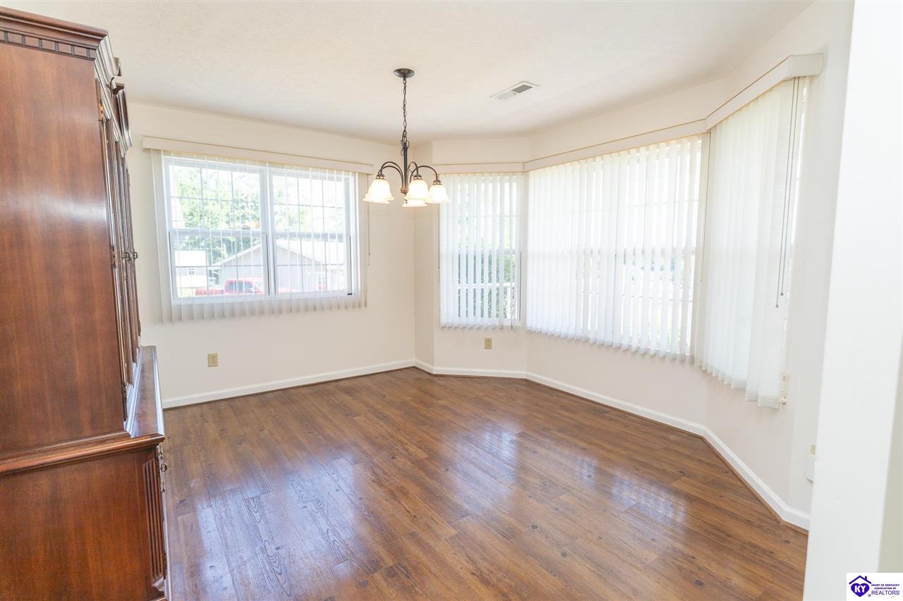 1312 Rocky Loop Property Photo 18