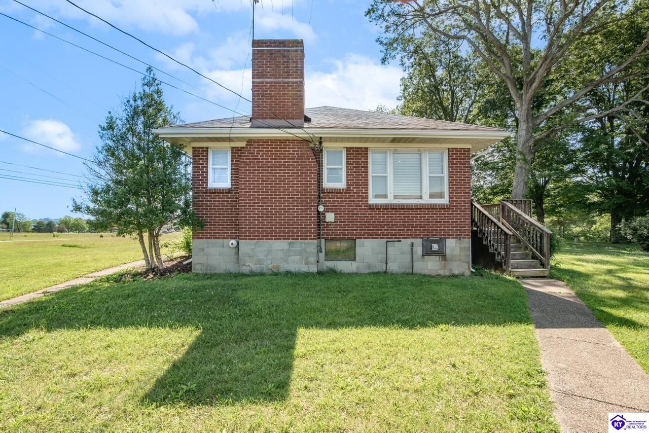 4765 Flaherty Road Property Photo 3