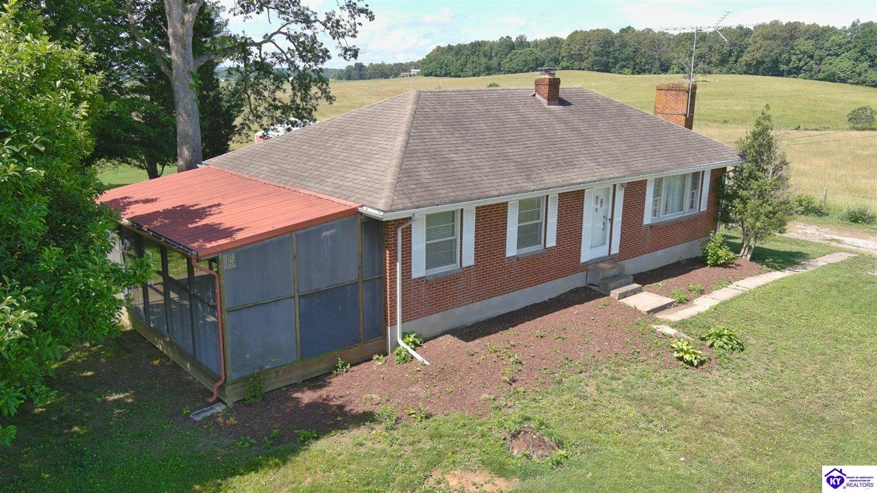 4765 Flaherty Road Property Photo 10