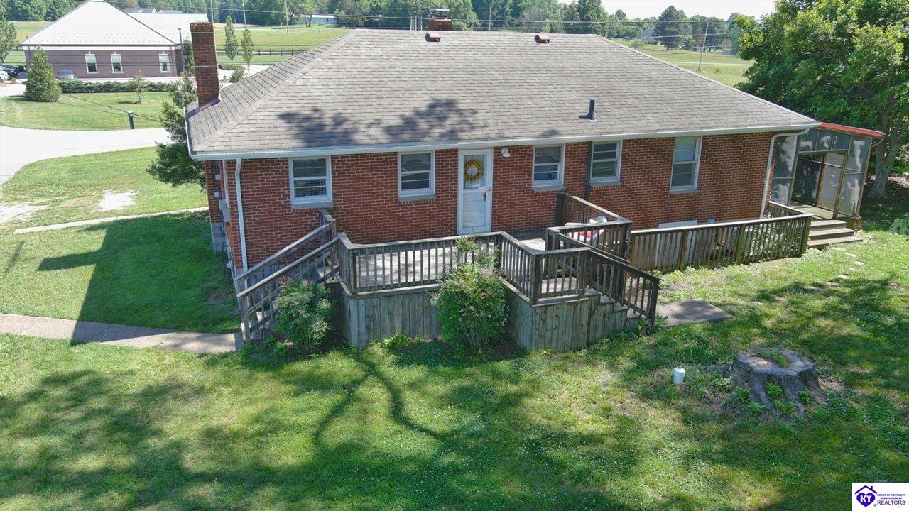 4765 Flaherty Road Property Photo 12