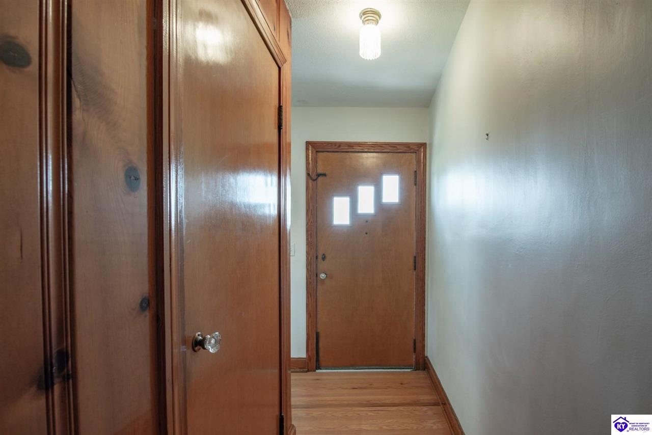 4765 Flaherty Road Property Photo 15