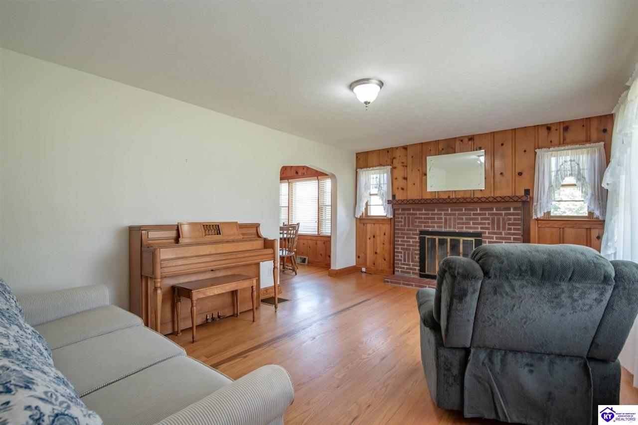 4765 Flaherty Road Property Photo 17