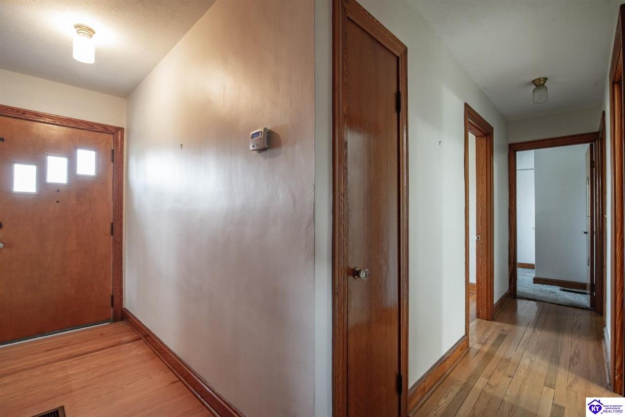 4765 Flaherty Road Property Photo 28