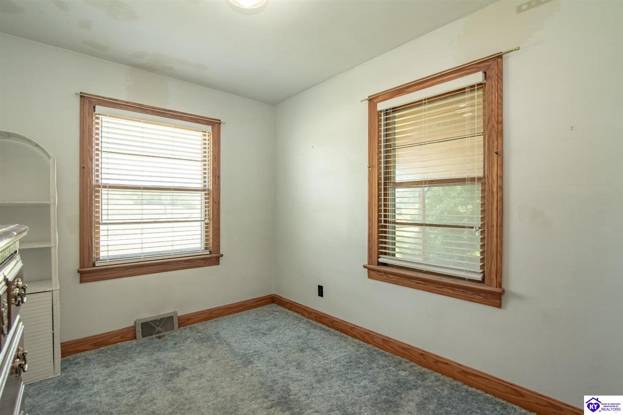 4765 Flaherty Road Property Photo 34