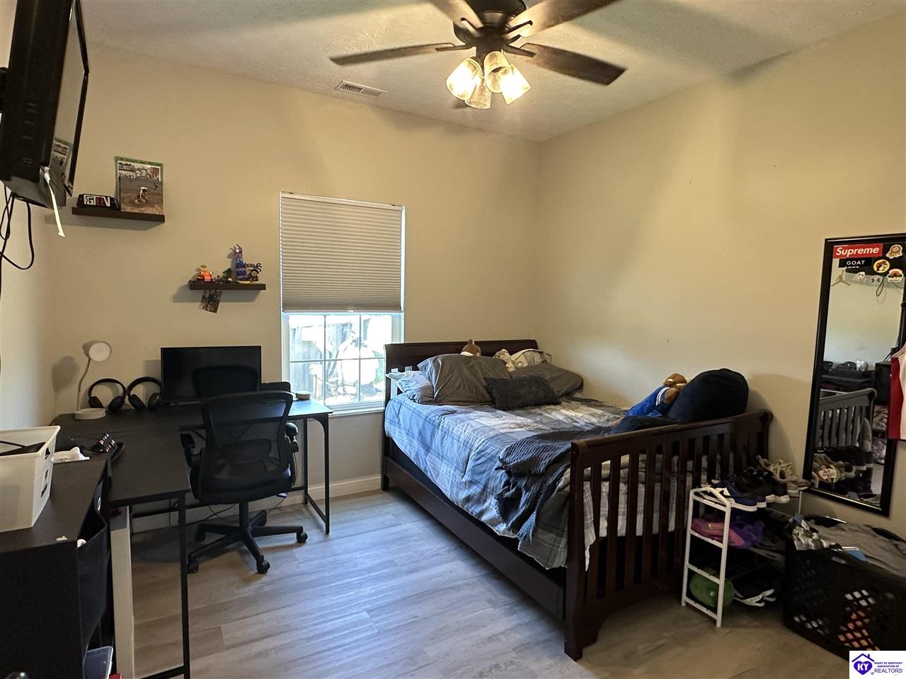 100 Blackberry Drive Property Photo 20