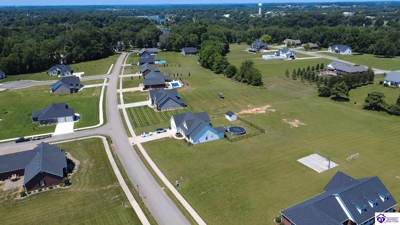100 Blackberry Drive Property Photo 41