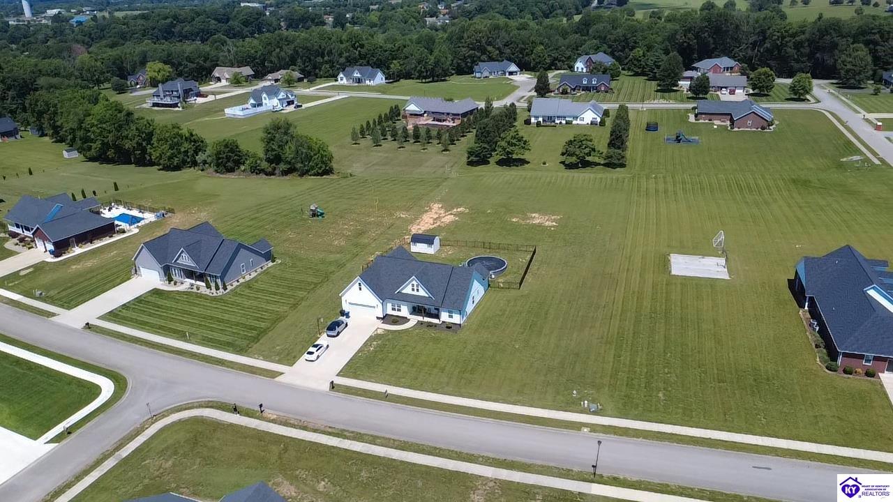 100 Blackberry Drive Property Photo 42